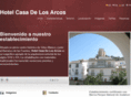 hotelcasadelosarcos.com