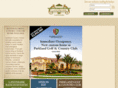 custombylandmark.com