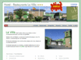 hotelrestaurantelavilla.com