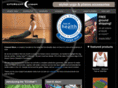 crescentmoonyoga.com