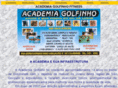 academiagolfinho.com