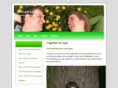 chrisandleona.com