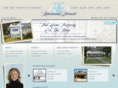 adriennedoucet.com