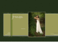 jgraygowns.com