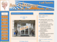 annmagnus.com