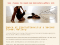 roundroomcharlottesville.com