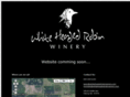 whiteheadedrobinwinery.com