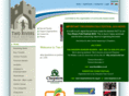 tworiversfolkfestival.com
