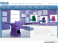 qdeskusa.com