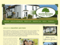 manorfarmcarehome.com