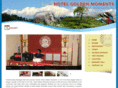 hotelgoldenmoments.com