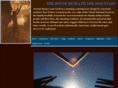 thehousebeneaththemountain.com