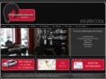 thecoolredroom.com