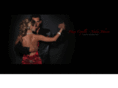 maxicopello.com