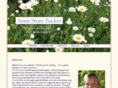 annesturetucker.com