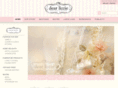 lizzieluxe.com