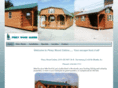pineywoodcabin.com