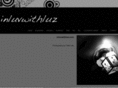 inluvwithluz.com