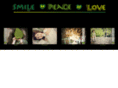 smile-peace-love.com