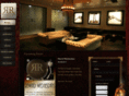 revolverlounge.com