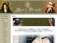 hatsndreads.com