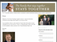 thefamilythatstaystogether.com