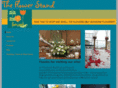 lagunabeachflowerstand.com