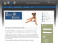 fourpawsdogrunning.com