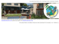 emusbeachhouse.com