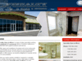 specialtyglassandmirror.com