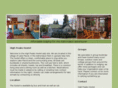 highpeakshostel.com