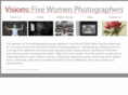 fivewomenphotographers.com