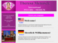 theresamenasch.com