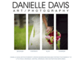 danielledavisart.com
