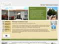 dickenscourtapts.com