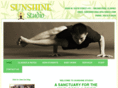 sunshineyogaandspa.com