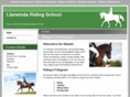 horseridingpembrokeshire.com