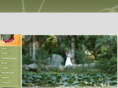 paradisegardens.com