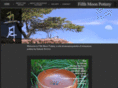 fifthmoonpottery.com