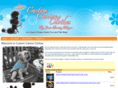 customcanineclothes.com