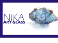 nikaartglass.com