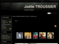 joelletroussier.com