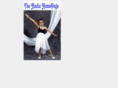 nadialyall.com