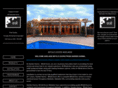 adelaidebifolddoors.com