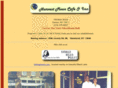 harvestmooncafe.com