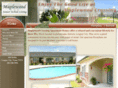 maplewoodcrossingapts.com