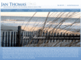 athomerealtycompany.com