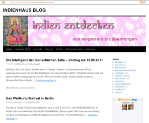 indienhaus.com: INDIENHAUS BLOG
•    Puja Mandap - Hochzeitsaltar Der Bräutigam wird zum Altar geleitet, an dem er von Brautvater und Priester erwartet wird. •    Mala Badol - Austausch der...