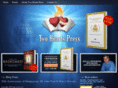 twoheartspress.com